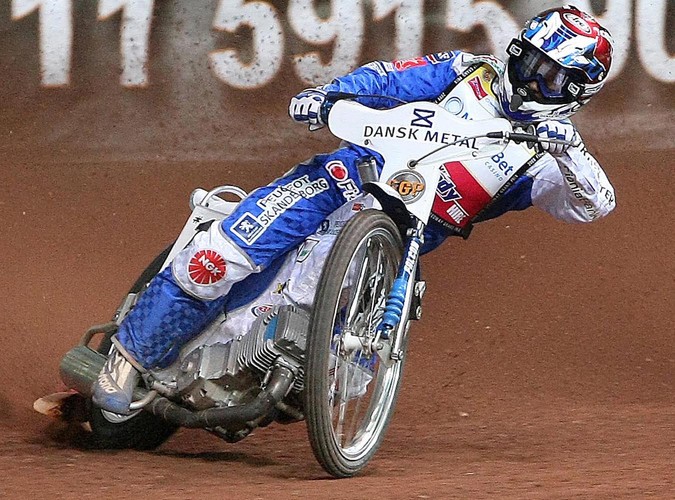 Dla wszystkich fanów żużla mamy dwa podwójne zaproszenia na rozpoczęcie sezonu Speedway Grand Prix w Pradze. Wystarczy napisać dlaczego to właśnie Ty zasługujesz na tę nagrodę