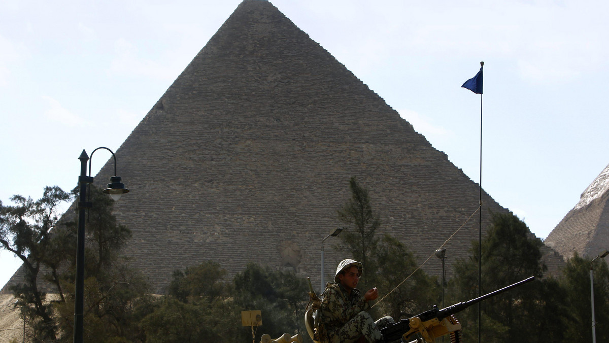 Władze Egiptu starają się zabezpieczyć ważniejsze zabytki, ale nie są w stanie chronić wszystkich skarbów narodowych, szczególnie w mniejszych miejscowościach - poinformowała Egipska Organizacja Dziedzictwa Kulturowego.
