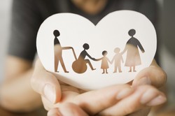 Te świadczenia możesz otrzymać z orzeczeniem o niepełnosprawności. Od 215 zł do 2988 zł miesięcznie [LISTA]