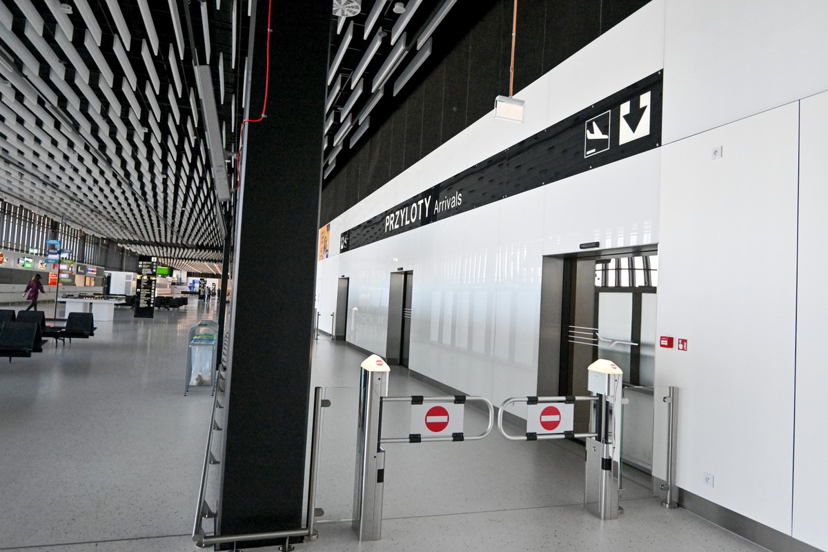 Tyle strat przynosi lotnisko w Radomiu. Dziennikarze dotarli do dokumentów