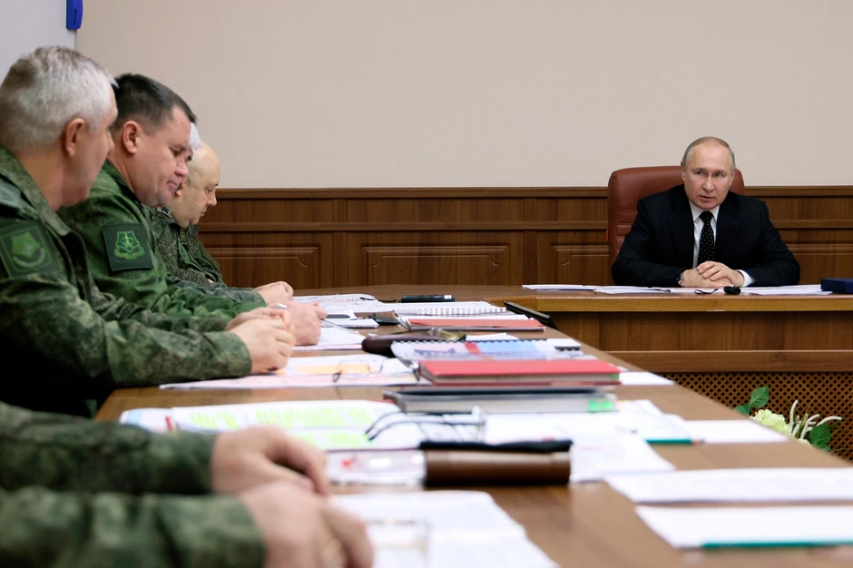 Vladimir Putin na sastanku na nepoznatoj lokaciji u Ukrajini 17. decembra