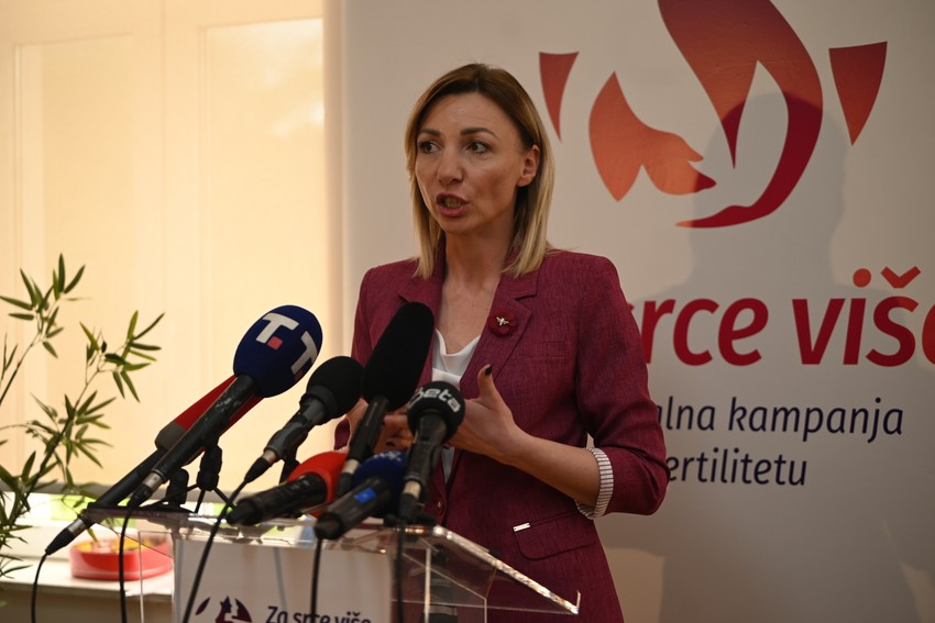 Tatjana Macura prilikom otvaranja Savetovališta "Za srce više" u Beogradu
