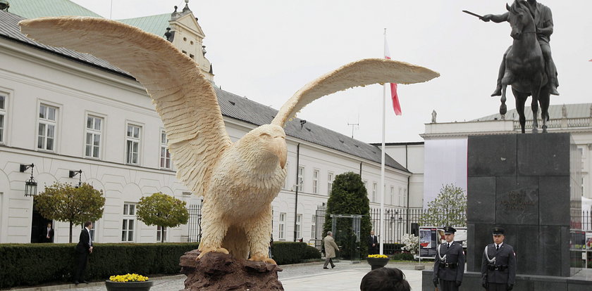 O. Rydzyk o czekoladowym orle: Likwidacja Polski!