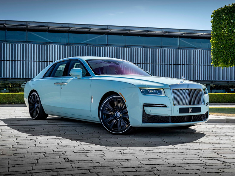 Rolls-Royce Ghost Pebble Beach Collection