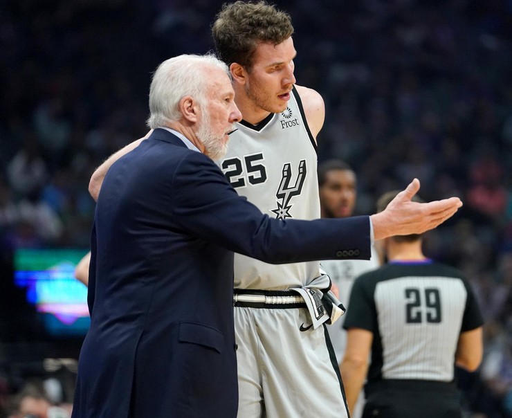 Greg Popovič, Jakob Poeltl