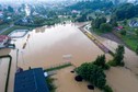 Podtopienia po gwałtownych opadach deszczu we wsi Grodzisko Górne.