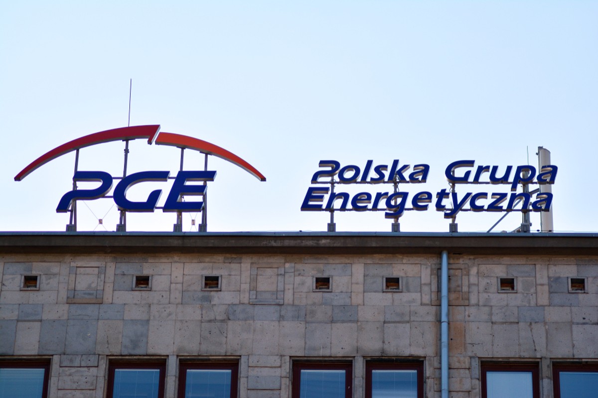 PGE spala mniej węgla i zwiększa zadłużenie