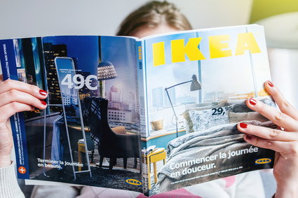 Rewolucja w Ikea. Sieć kończy z wydawaniem katalogu. Zmienia też menu