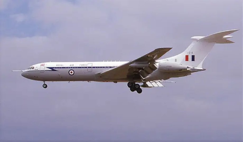  Odrzutowiec VC10 w locie. 