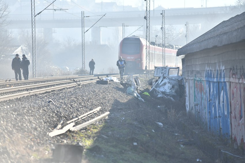 Prve slike sa mesta nesreće u Rakovici 