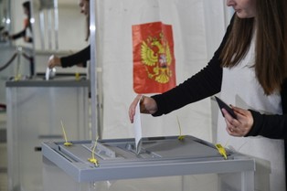Ukraińskie władze: Rosyjscy okupanci fałszują dane o frekwencji na tzw. referendum