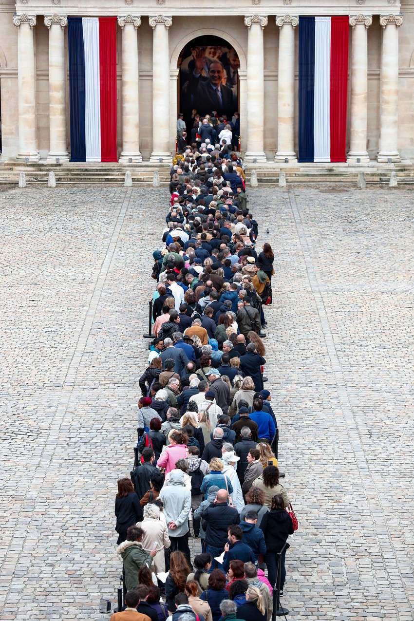 Francuzi odaju poštu nekadašnjem predsedniku