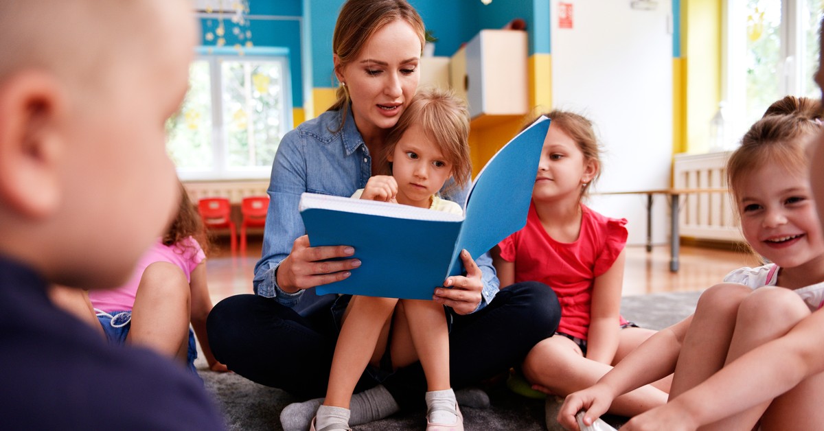 6366 zł netto na laptop dla nauczycieli przedszkoli. Już można się ubiegać o wsparcie. Czy to jest dobra propozycja, czy pułapka?