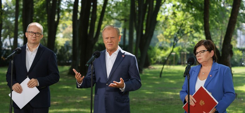 Tusk o aborcji: Skoro nie możemy otworzyć bramę, to otwieramy furtki [NOWE WYTYCZNE]