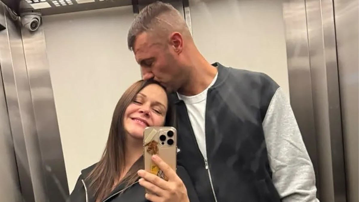 PORODILA SE SILVIJA NEDELJKOVIĆ Pevačica nakon 17 godina borbe na svet donela blizance