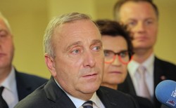 Schetyna: Nie chciałbym, żeby prezes PiS ustalał wysokość płacy minimalnej. Kaczyński nie rozumie gospodarki