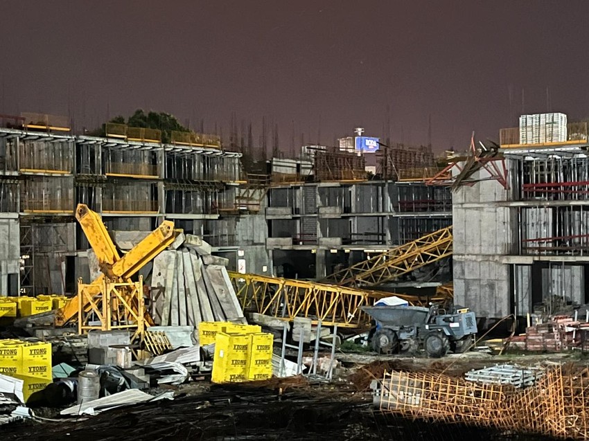 Pali kranovi na Novom Beogradu u Bloku 65