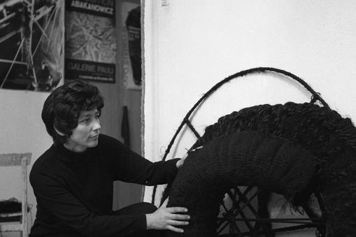 Magdalena Abakanowicz w 1972 roku, fot. Zbigniew Wdowiński