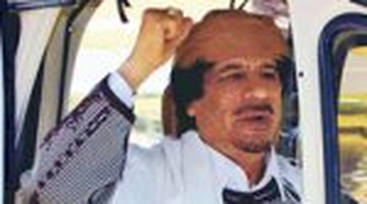 Végóráit éli Kadhafi