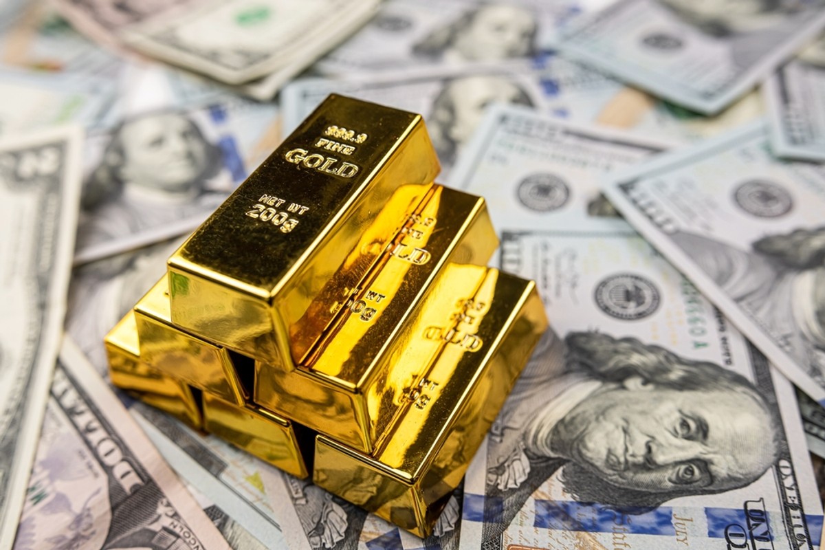 Dawno nie było tak mocnych spadków cen złota. Cła znowu mieszają na rynkach