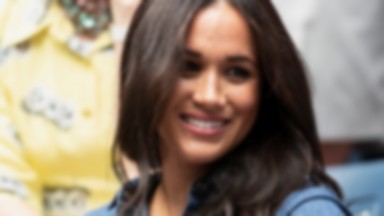 Jeden kosmetyk wystarczył, aby Meghan Markle kusiła spojrzeniem? Jest dostępny także w Polsce