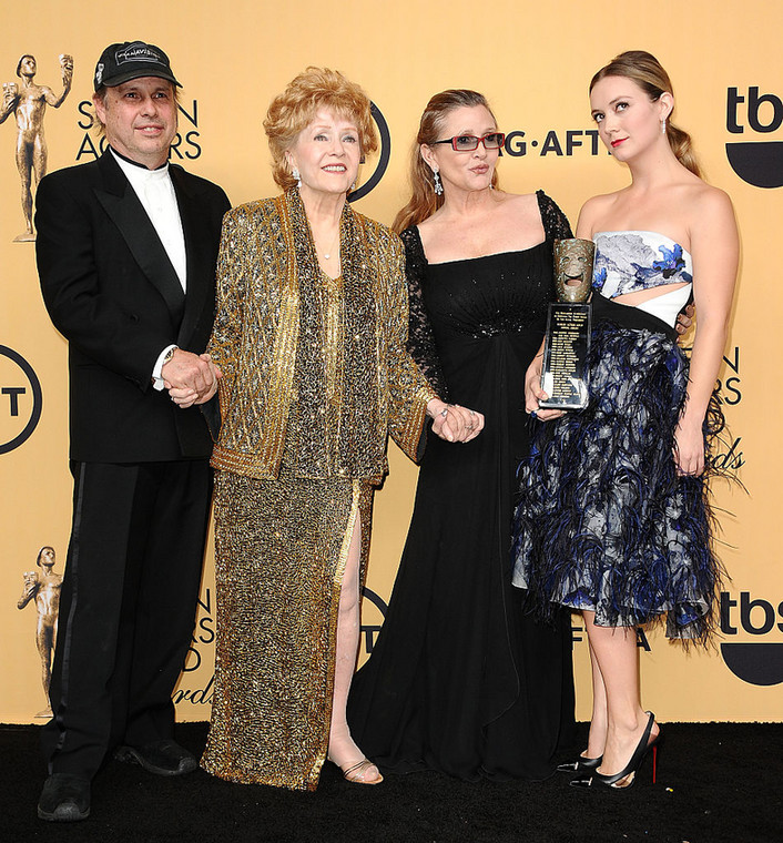 Z synem Toddem, Carrie oraz wnuczką Billie Lourd (również aktorką), 2015 r.