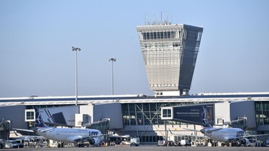 PAŻP zaakceptował postulaty kontrolerów lotów. To jednak nie koniec