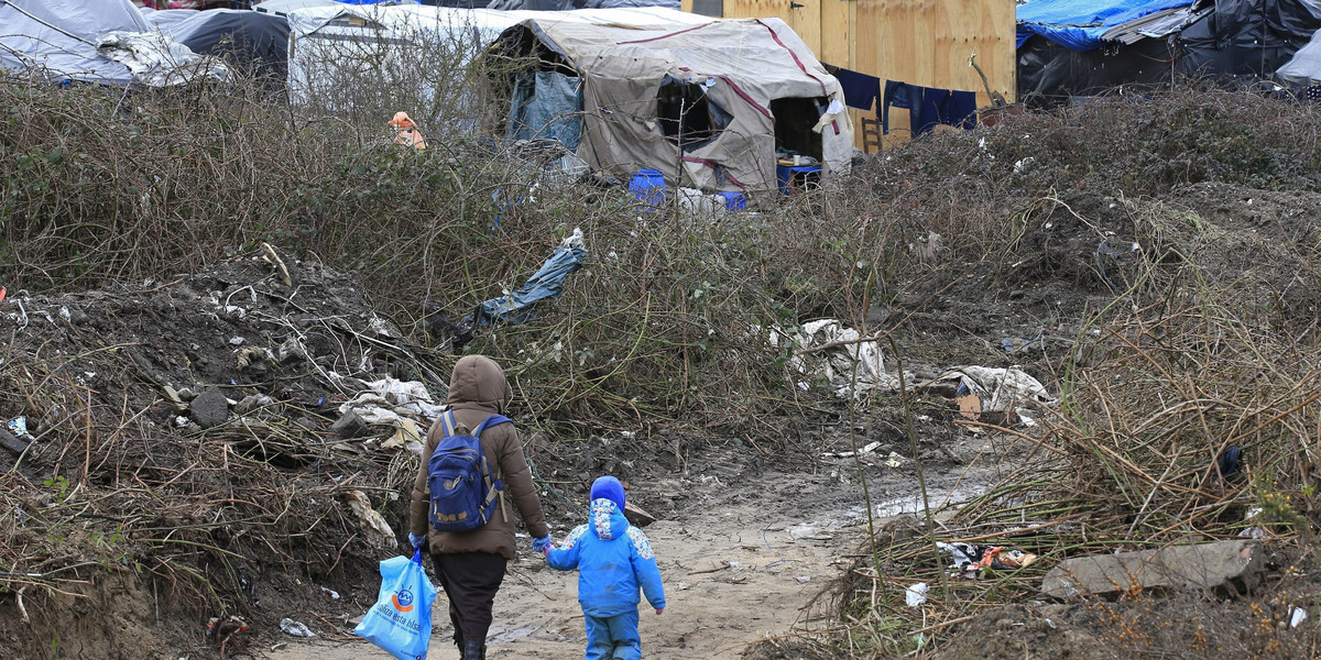 Stowarzyszenie "Help Refugees" poinformowało, że od momentu likwidacji obozu dla uchodźców w Calais w marcu zaginęło 129 dzieci