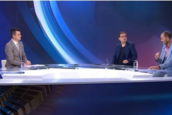 IZBORNI SCENARIJI Vučić uskoro saopštava termin glasanja, opozicija fragmentisana: Politička šahovska partija bez otkrivenih figura