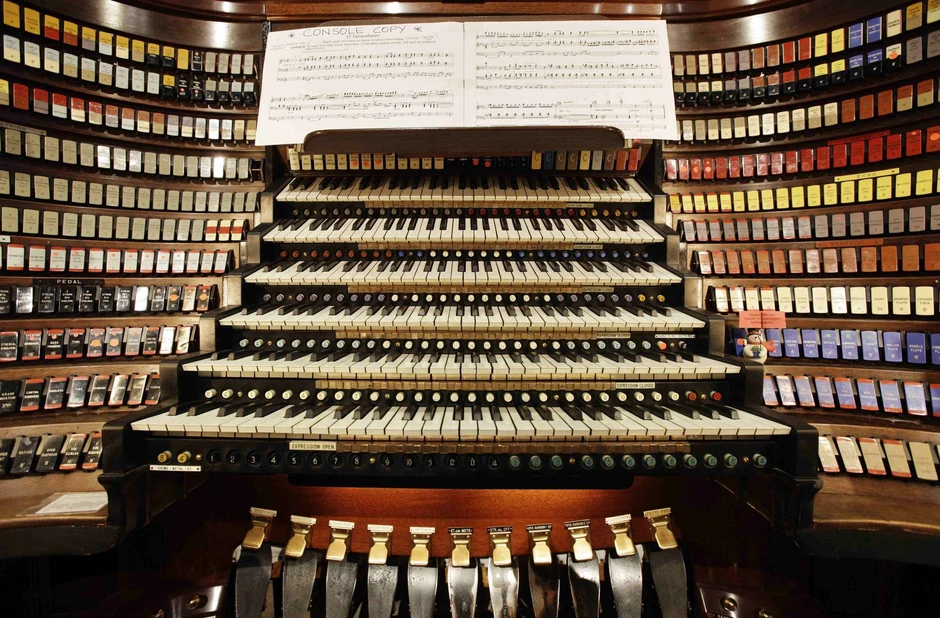 Za života je više bio cenjen kao orguljaš nego kao kompozitor