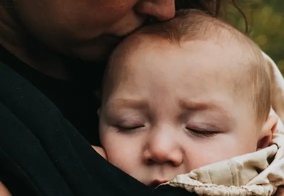 "Moje dziecko niszczy mi nie tylko małżeństwo, ale życie". Wyznanie matki