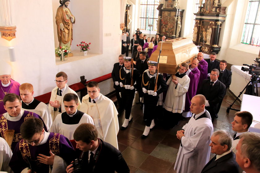 Pogrzeb Arcybiskupa odbył się 6 maja 2016 roku