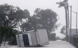 Irma słabnie. Prezydent Trump ogłosił na Florydzie stan klęski żywiołowej