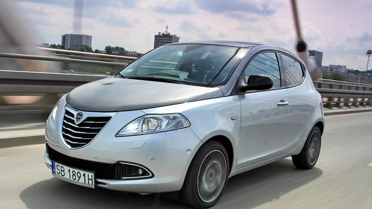 lancia ypsilon