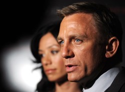 Ten aktor nie chce robić z życia medialnej szopki