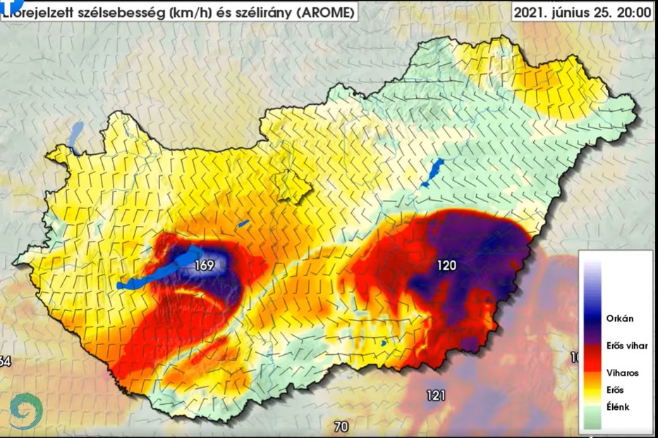 Pillanatkép a modellvideóból - a szélerősség akár 169 km/órásra erősödhet, a hétvégi időjárást ilyen orkán vezetheti be/Fotó: OMSZ 