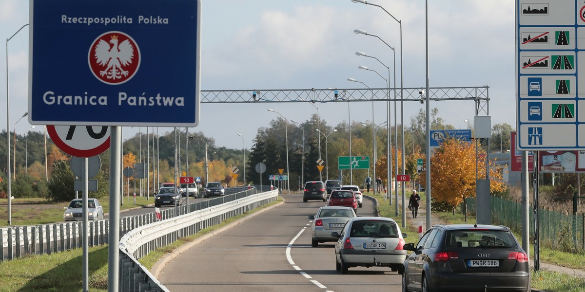 Pomysł wprowadzenia paszportów szczepionkowych popierają państwa południa Europy, w dużym stopniu uzależnione od turystyki, a także kraje z północy, gdzie dobrze funkcjonuje proces szczepień. 