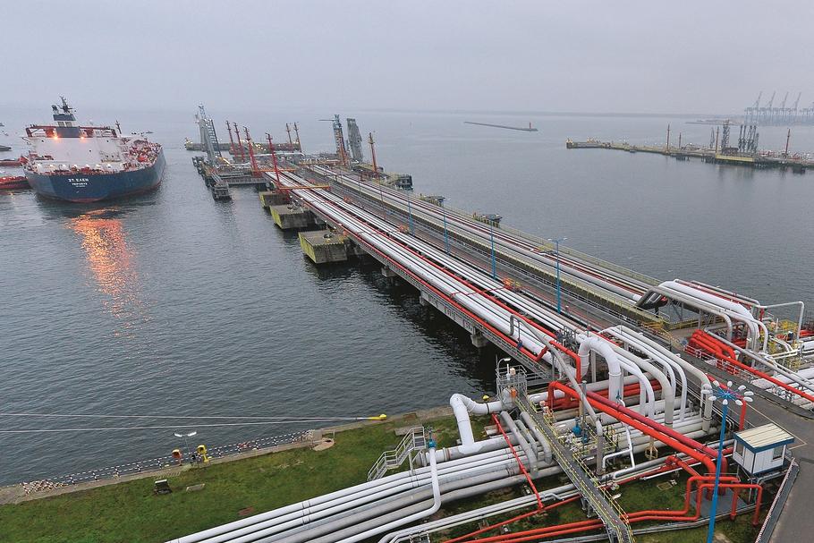 Przez gdański Naftoport może popłynąć cała ropa do Polski. Wymaga to tylko politycznej decyzji.