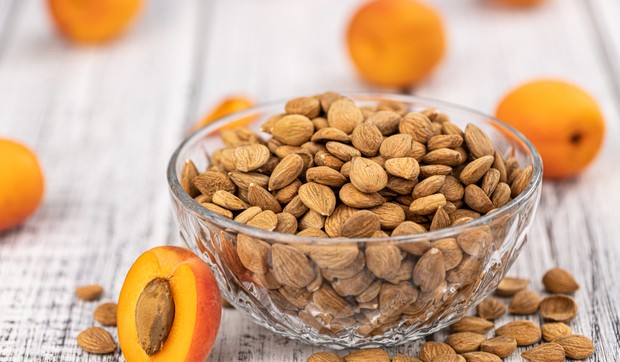 Koštice kajsije treba jesti s oprezom