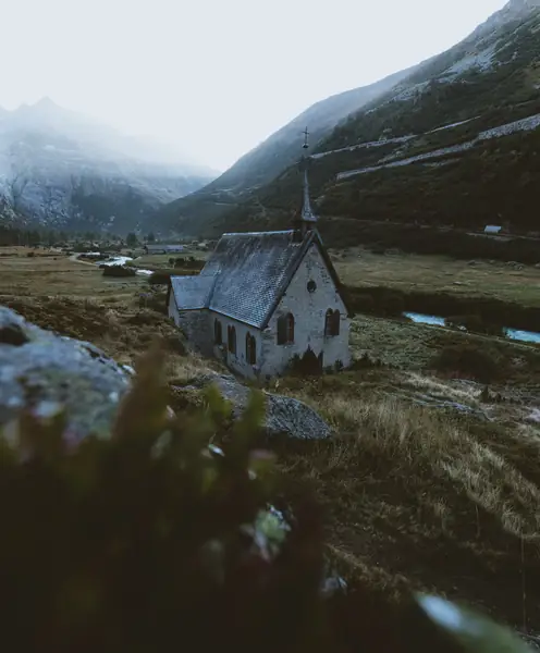 Wiedźmy i feminizm. Czy czarownice mogłyby istnieć poza patriarchalnym społeczeństwem? / Dave Ruck on Unsplash