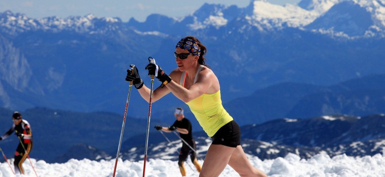 Justyna Kowalczyk trenuje na lodowcu. Polka szykuje się do sezonu. ZDJĘCIA
