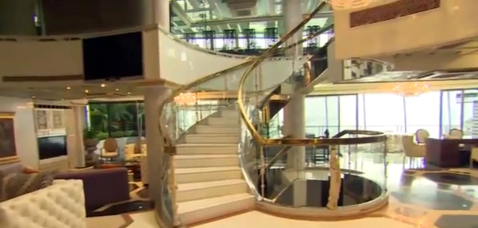 Luksuzni stan sa pogledom na zaliv