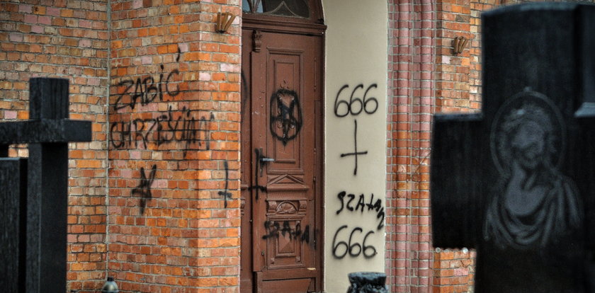 Sataniści sprofanowali kościół w Częstochowie