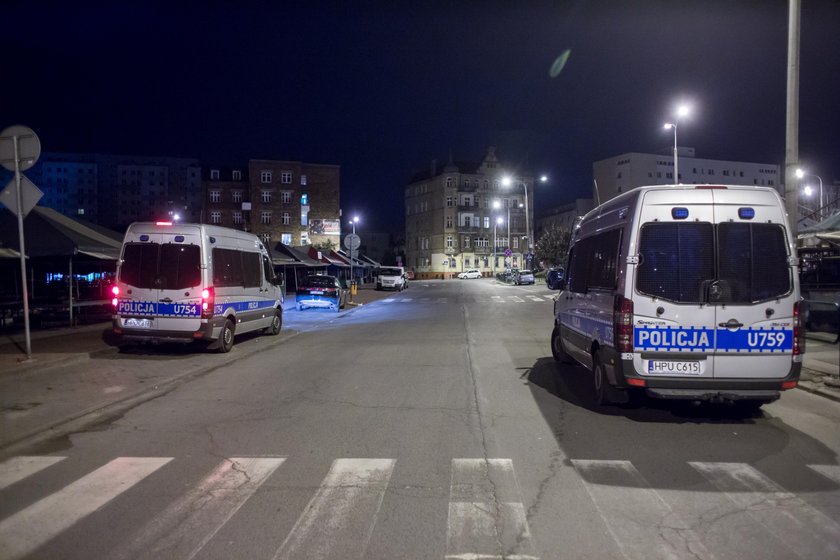 Poznańskiemu policjantowi skradziono broń. Trwa akcja poszukiwawcza