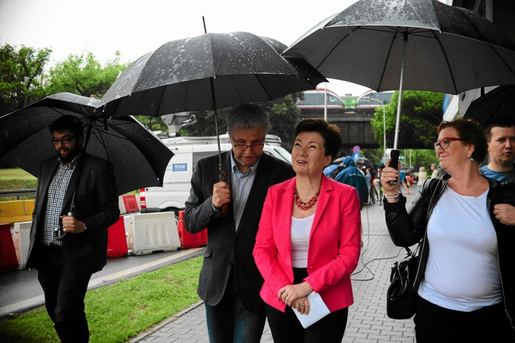 Hanna Gronkiewicz-Waltz superaktywna przed referendum - otwarcie tunelu Wisłostrady