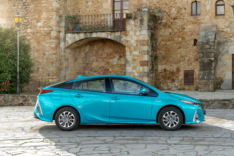 Toyota Prius Plug-in Hybrid 2017