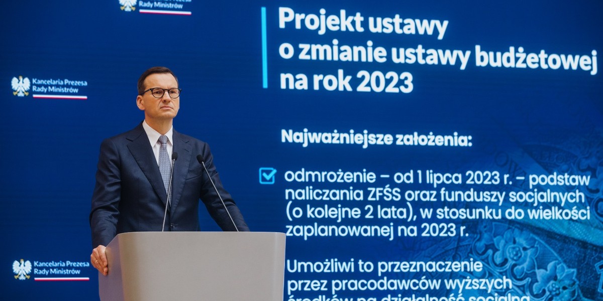 Premier Mateusz Morawiecki na konferencji po posiedzeniu rządu