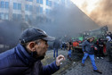 Protest rolników w Brukseli. Policja użyła gazu łzawiącego i armatek wodnych