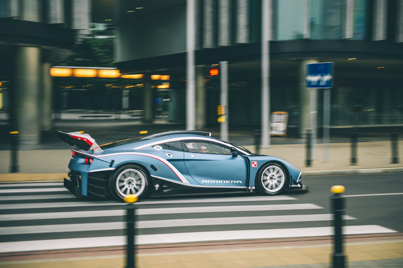 Arrinera Hussarya GT