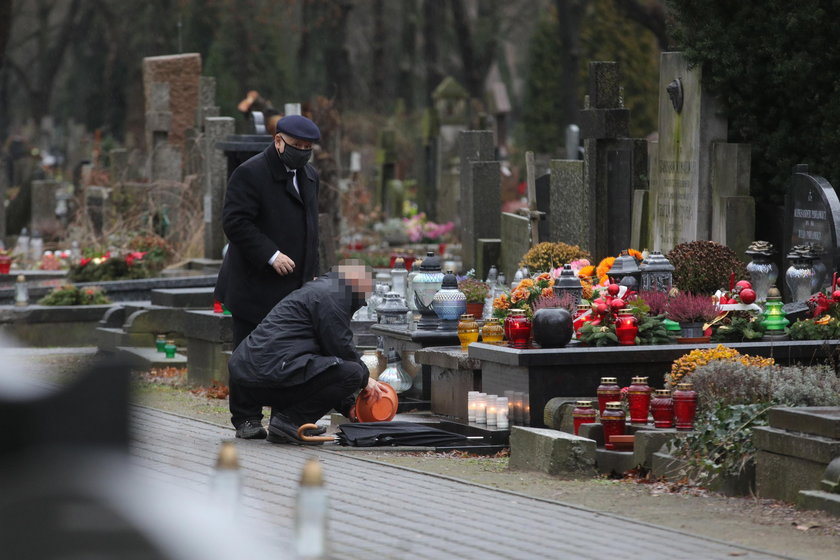 Jarosław Kaczyński odwiedził w święta groby matki ki brata